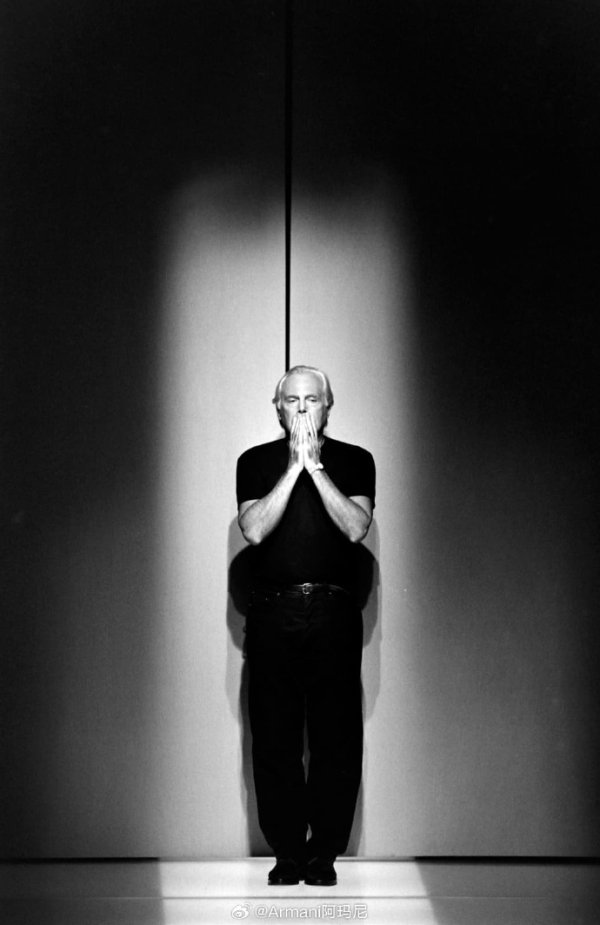 红和古 独揽大权50年 “乔治王”阿玛尼的继承者是谁？